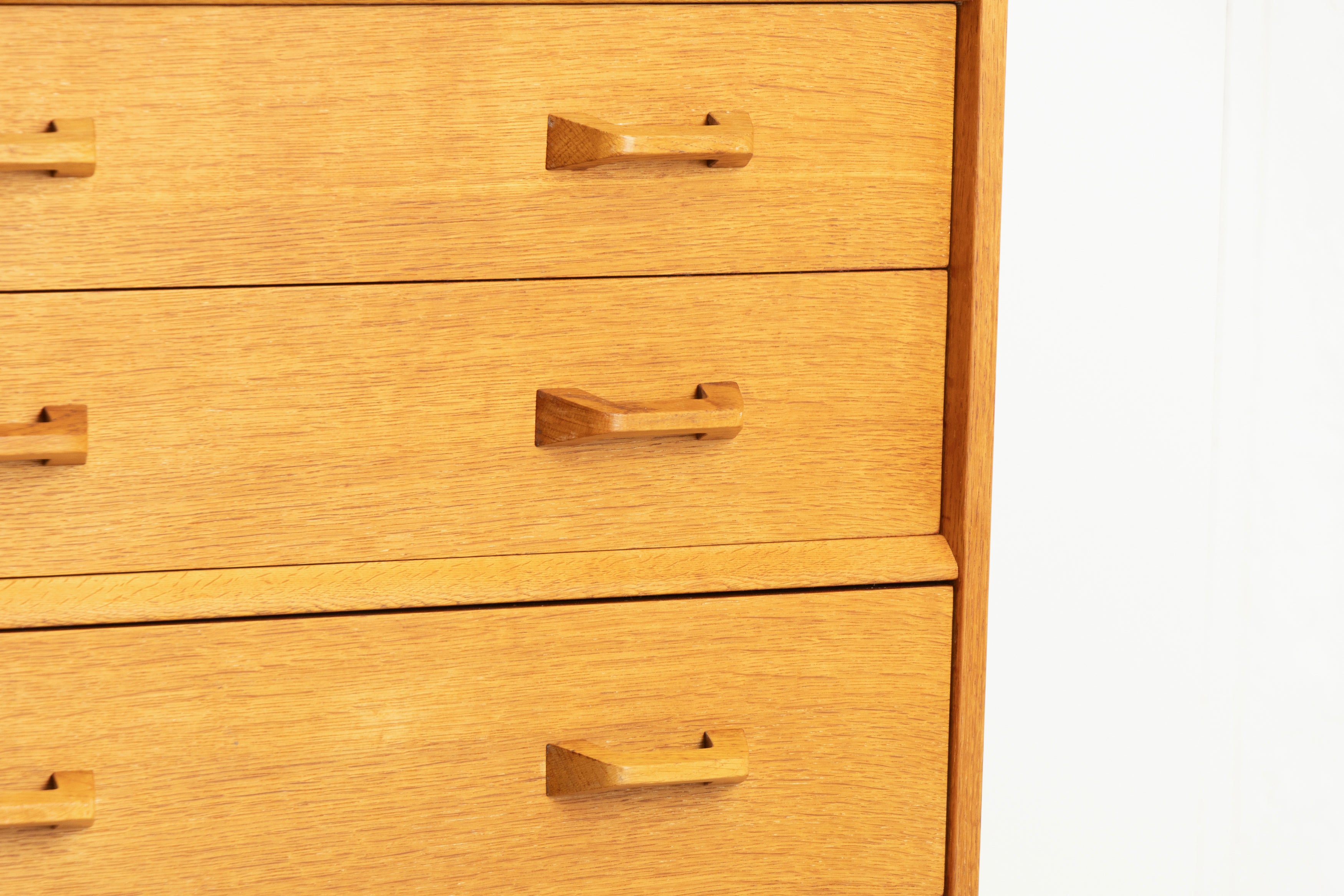 Midcentury Brandon Range Chest of Drawers in Oak by G-Plan c.1965