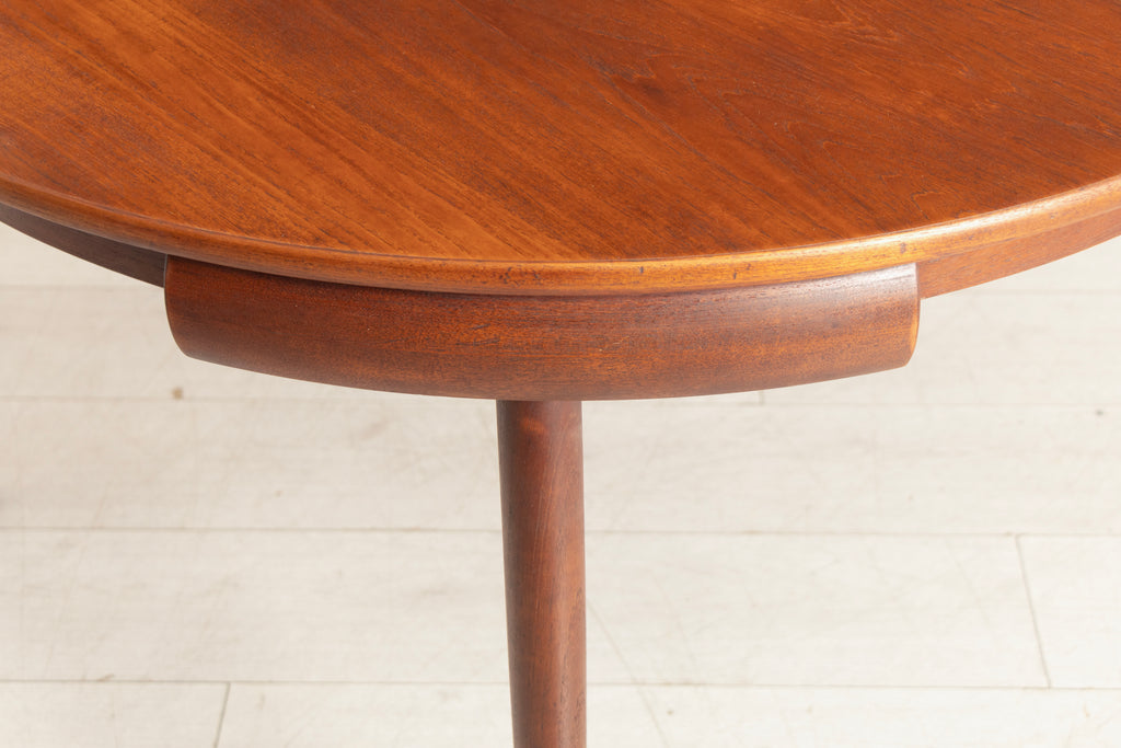 Midcentury Danish Extending Teak Dining Table & Four Chairs by Hans Olsen for Frem Rojle c.1965