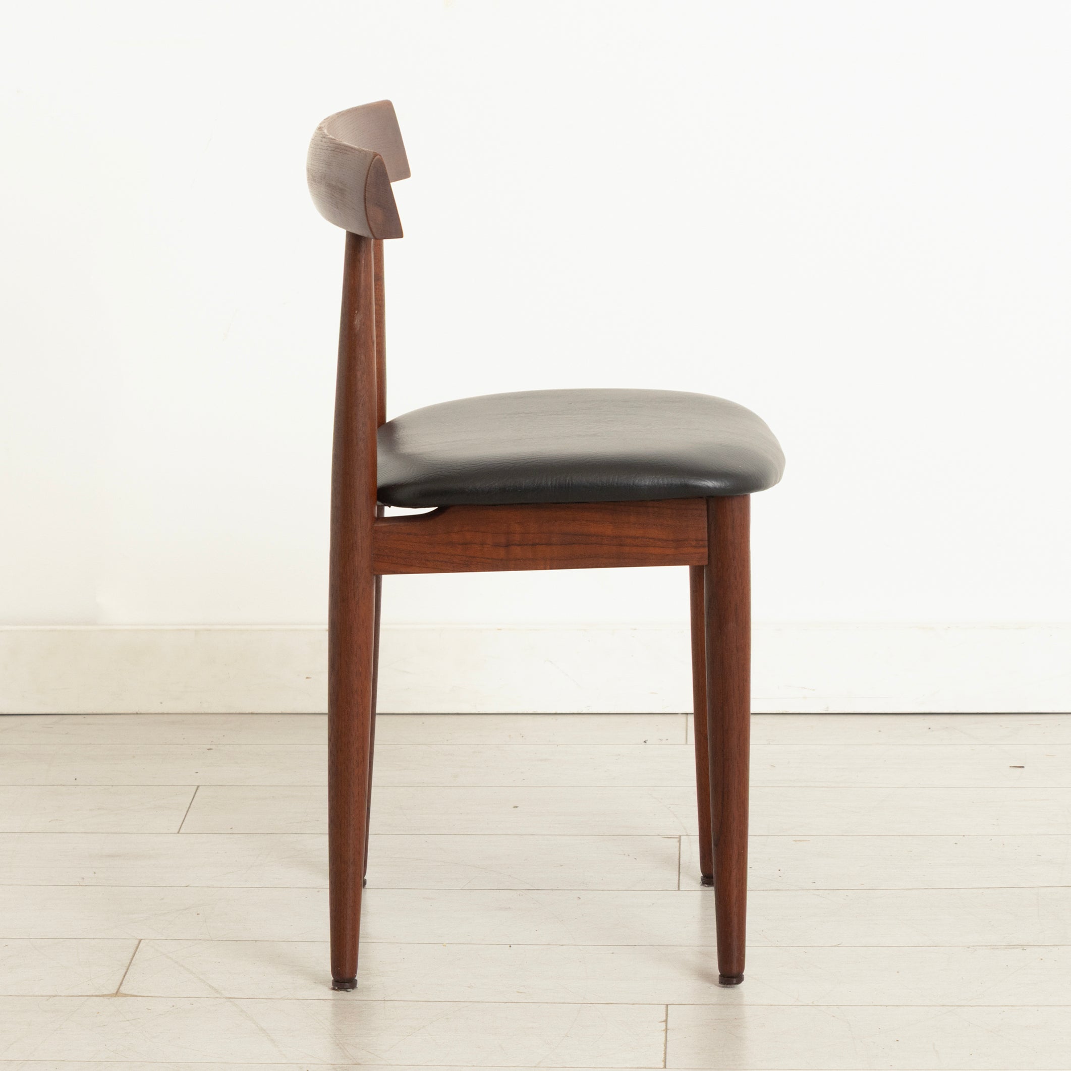 Midcentury Danish Extending Teak Dining Table & Four Chairs by Hans Olsen for Frem Rojle c.1965