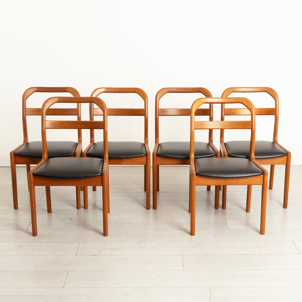 Midcentury Danish Extending Teak Dining Table & Six Chairs by Ansager Mobler c.1965