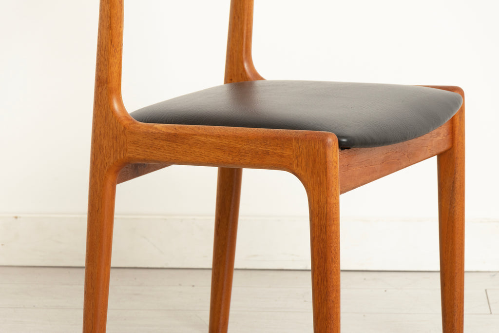 Midcentury Danish Extending Teak Dining Table & Six Chairs by Ansager Mobler c.1965