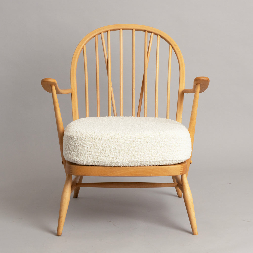 Model 204 Lounge Suite, Sofa & Two Armchairs, in Beech by Ercol c.1965, Newly Reupholstered in Bouclé